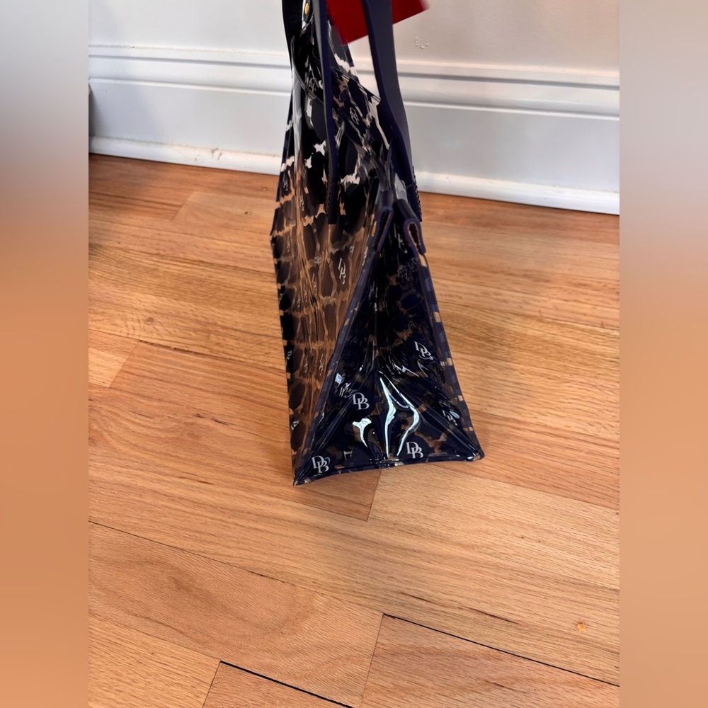 Dooney & Bourke medium shopper tote bag NWT - Picture 6 of 10